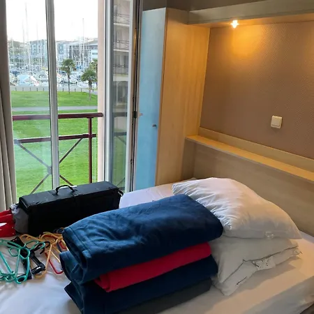 Agreable Vue Sur Port De Plaisance Daire *